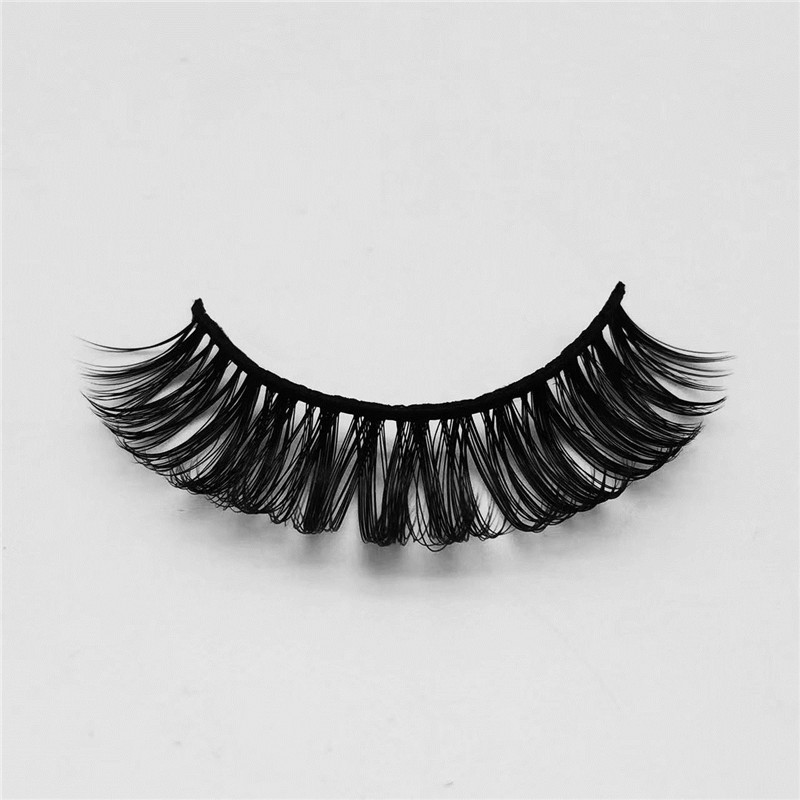 15mm řasy Cat-Eye D Curl Russian Strip Lashes