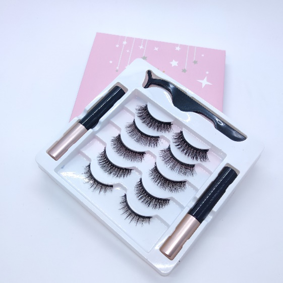 Magnetické řasy s oční linkou - The Ultimate Beauty Hack