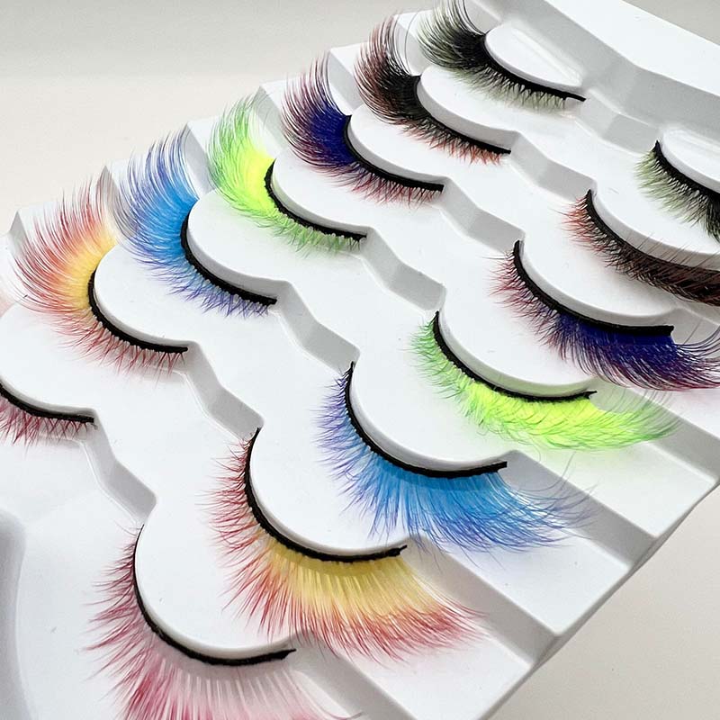 Balení 7 párů Barevné umělé řasy Cat Eye