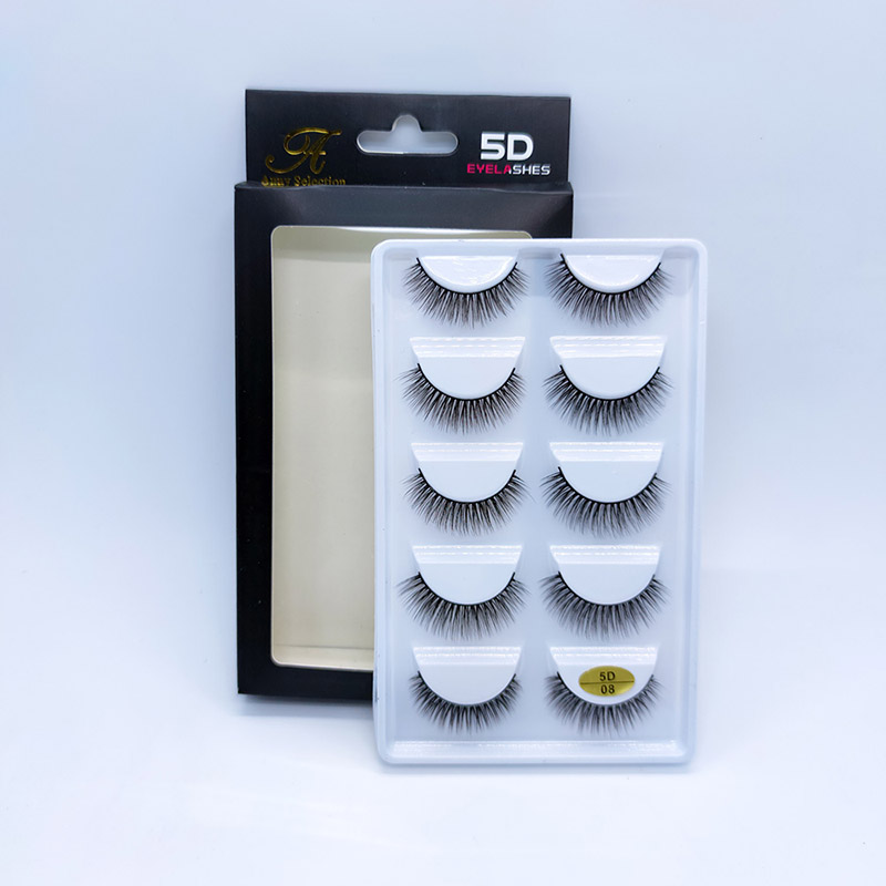 Dramatická dlouhá a objemná falešná řasa Crosscross Wispy Lashes 5 párů